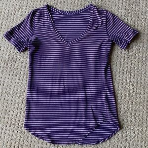 Lululemon Love Tee V